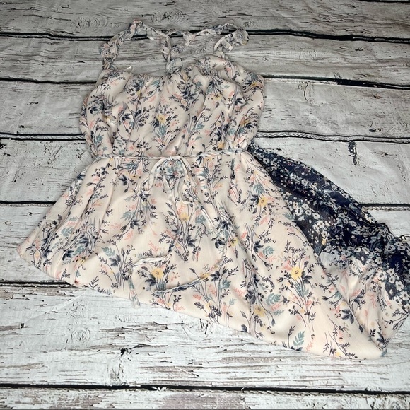 Motherhood Maternity Dresses & Skirts - Motherhood Maternity Floral Print Chiffon Dress Size M